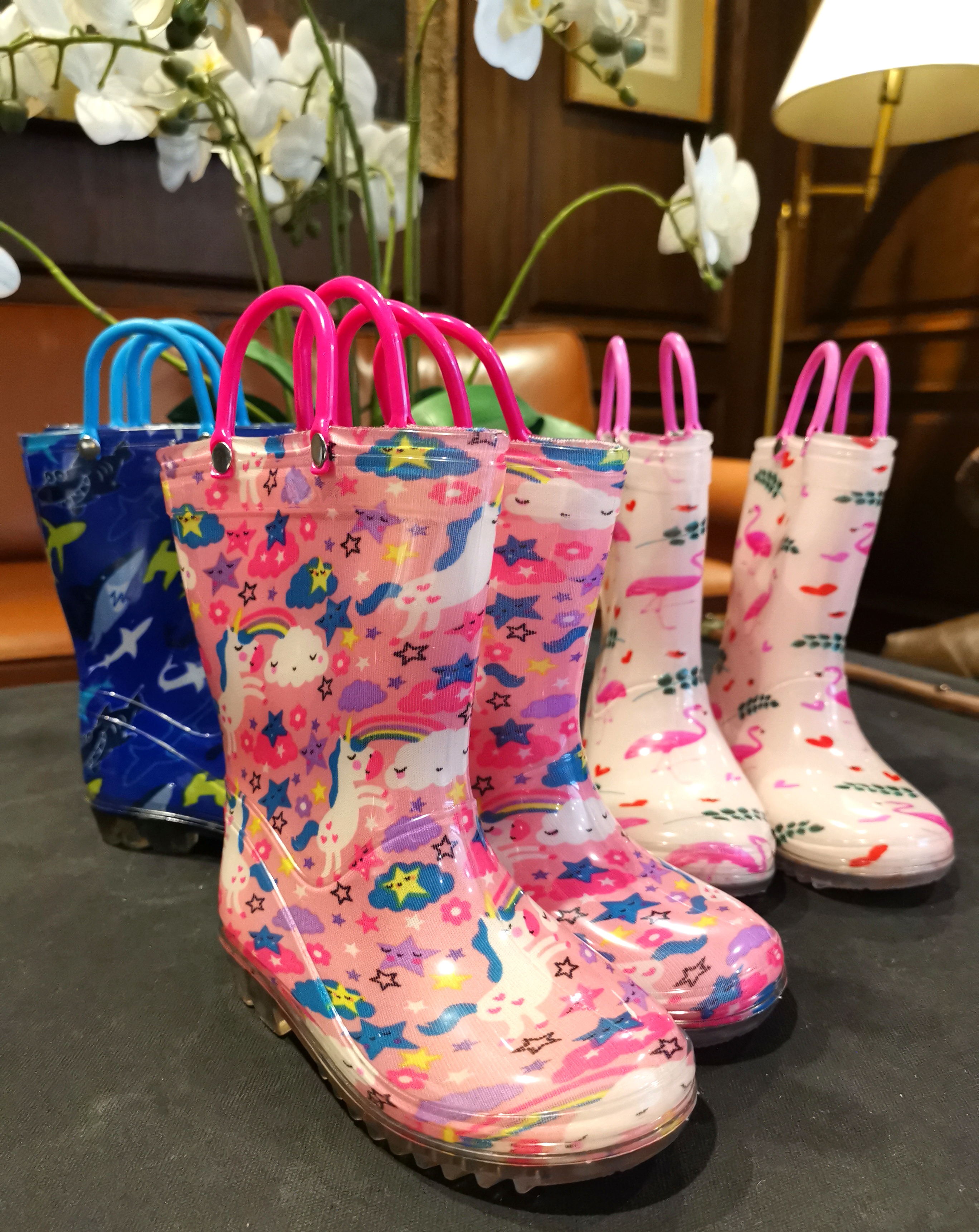 Japanese single parent-child children's rain boots boys and girls spring and summer rain boots light non-slip children's four seasons water shoes overshoes