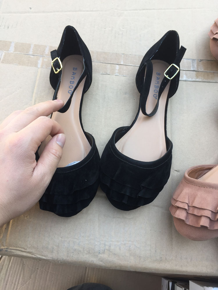 Châu Âu và Mỹ duy nhất khóa một từ rỗng với đôi dép bằng phẳng ren sen bitis hunter sandal