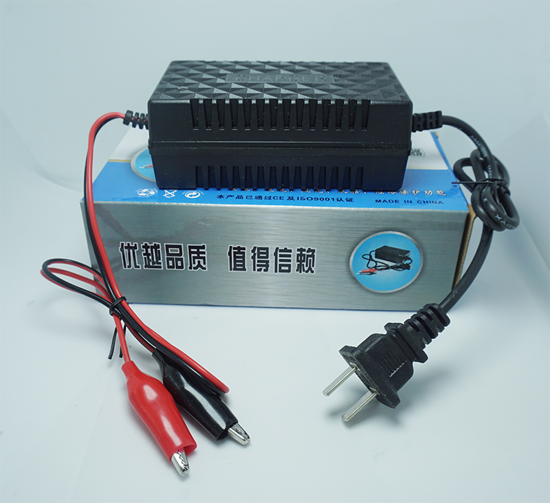 12V motorcycle battery charger Battery charger Smart 12V2A12V repair charger