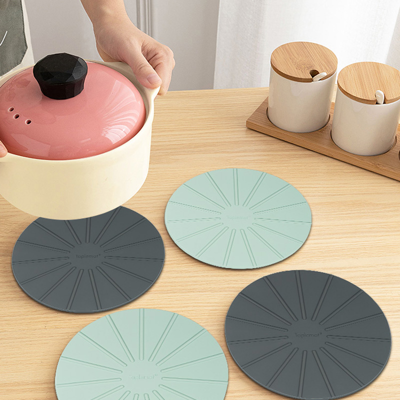 Nordic umbrella pattern insulation pot mat household silicone round anti-scalding table mat kitchen large high temperature resistant bowl mat