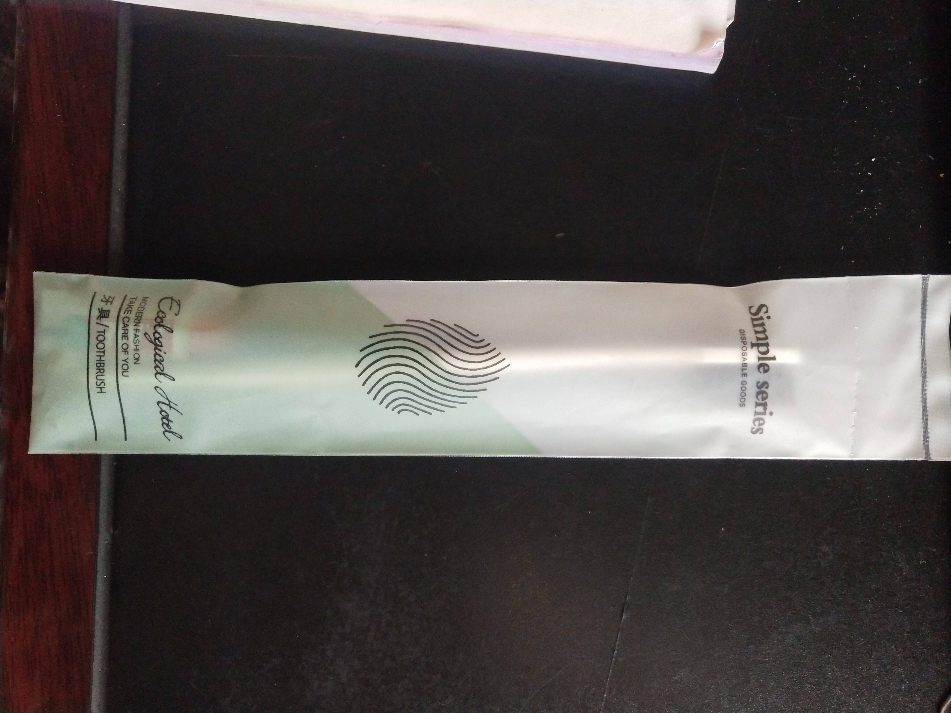 Xinjiang Paper Hotel Guesthouse One-time toothbrush toothpaste toothbrush toothpaste