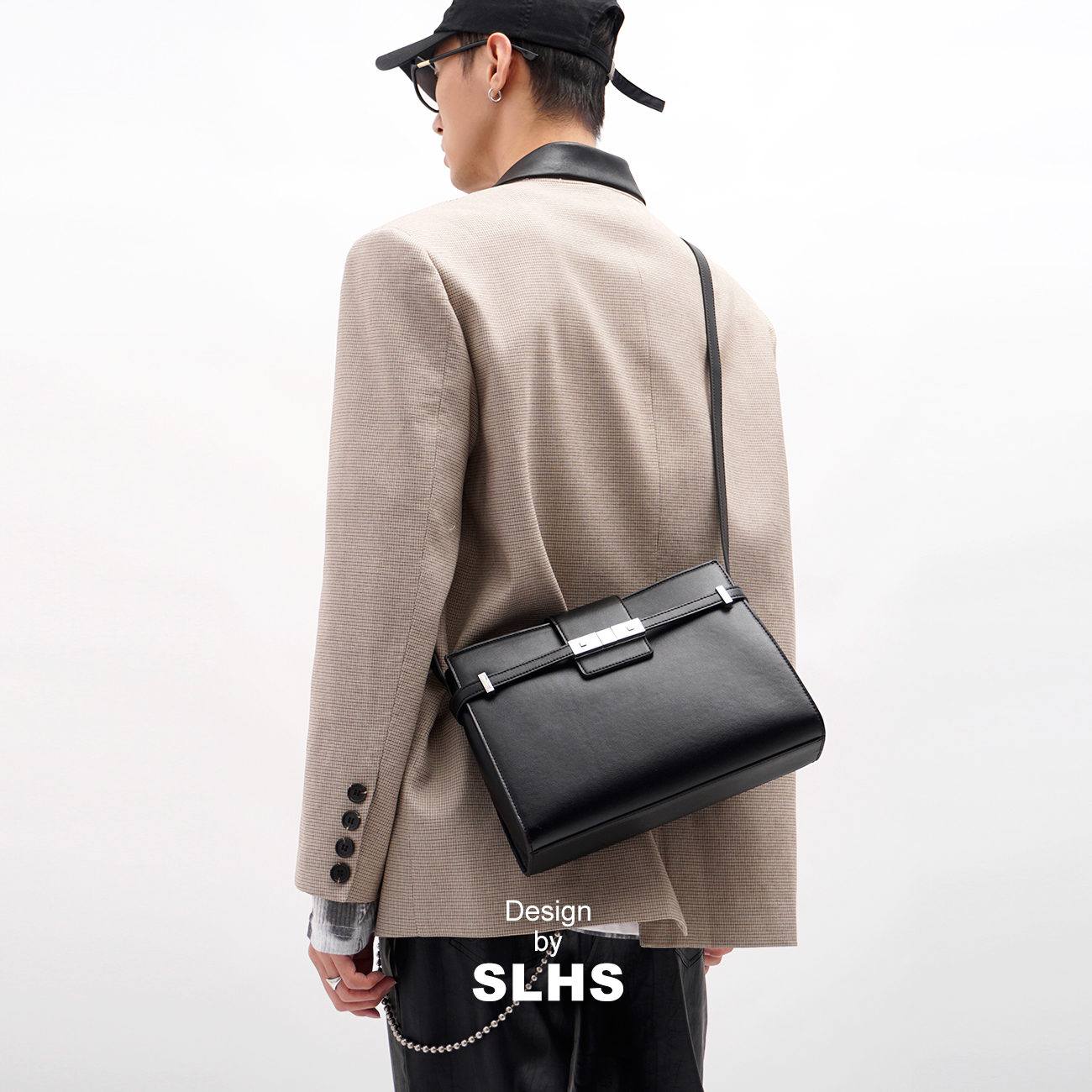 2022 New Post Bag Boys Day Square Square Small Travel Small Phone Neutral Advanced Sense Pack