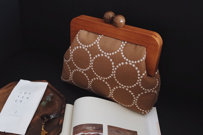 South independent studio mina perhonen all Sichuan Ming-sided coffee bell drum wood square mouth gold bag