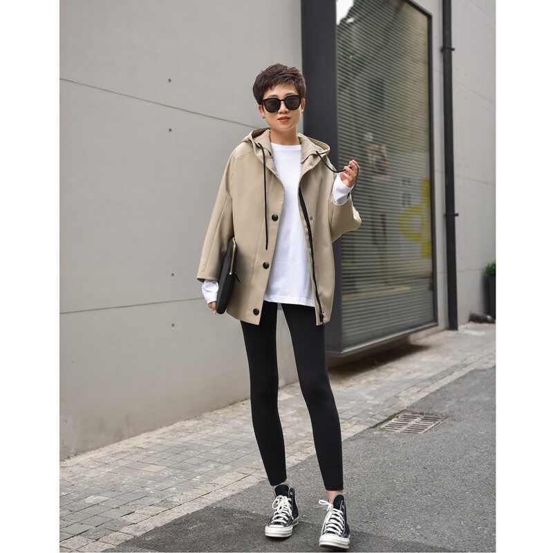 Cool Elegant Style Recommended Single Bestseller Custom Autumn winter Leisure Short Bat Sleeve Windcoat Jacket Woman