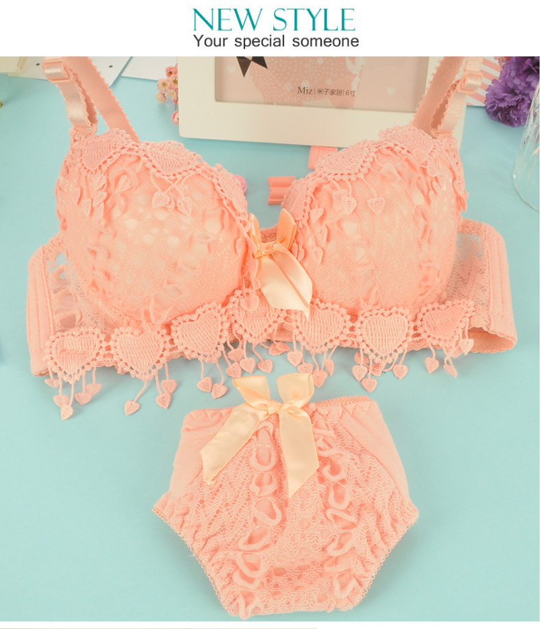 Ensemble intime en  dentelle - Ref 3153073 Image 7