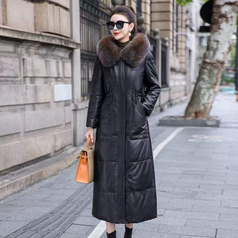 Authentic Haining Leather Jacket, Genuine Leather down Cotton Coat, New Over-The-Knee Long Sheepskin Coat, Thickened Mother's Coat Authentic Haining Leather Jacket, Genuine Leather down Cotton Coat, New Over-The-Knee Long Sheepskin Coat, Thickened Mother's Coat