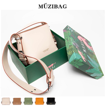 Package bag for women 2022 spring and summer new 100 hitch satchel ancient minimalist white single shoulder foreign air bucket bag