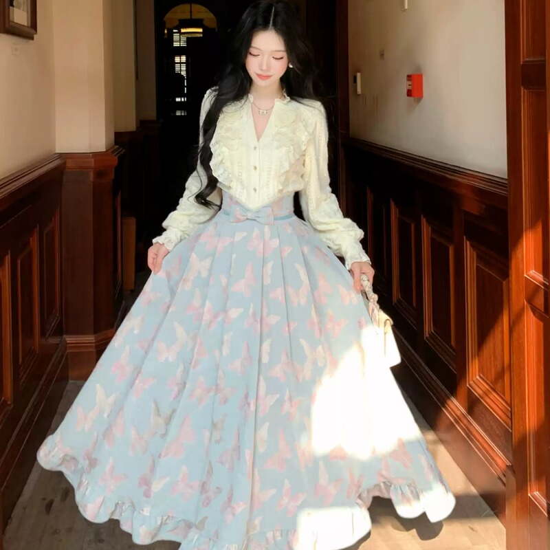 New Style Elegant Ruffled Lace Shirt + Butterfly Jacquard Skirt Set That Looks Slimming