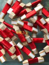 Handmade birdcage accessories Thrush cage hand buckle Guizhou birdcage hand buckle Pecking beads pecking wood to sharpen the mouth sharpener