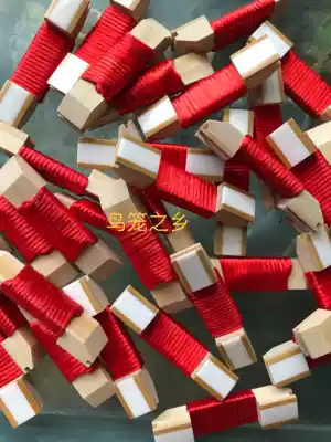 Handmade birdcage accessories thrush pen hand buckle Guizhou birdcage hand buckle pecking beads pecking wood lifting mouth sharpening tool