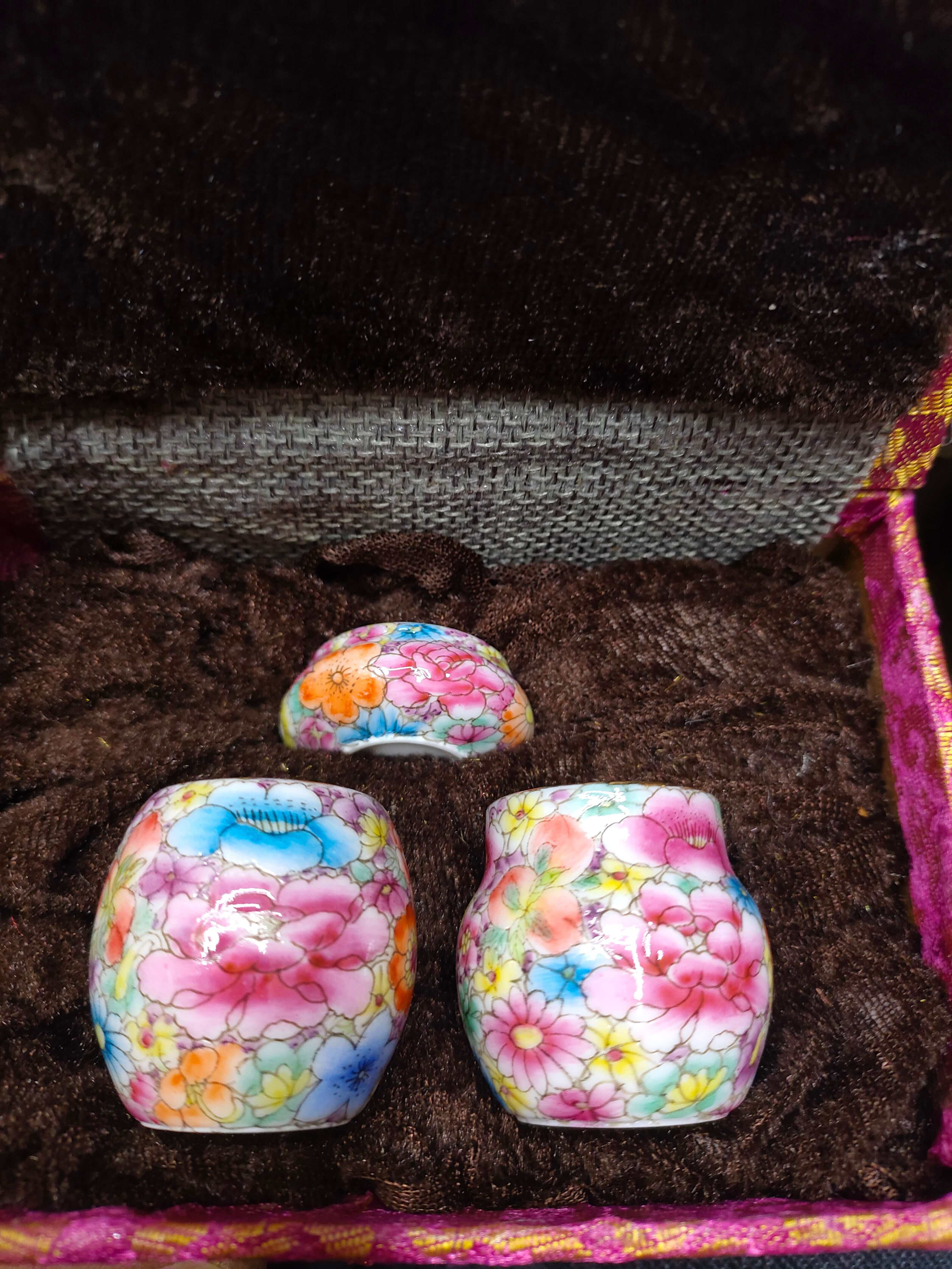 Jiuzheng Hand-painted Bird's Cup Show Oatbird Cup Greens Pink Flowers Flowers Photos Spot