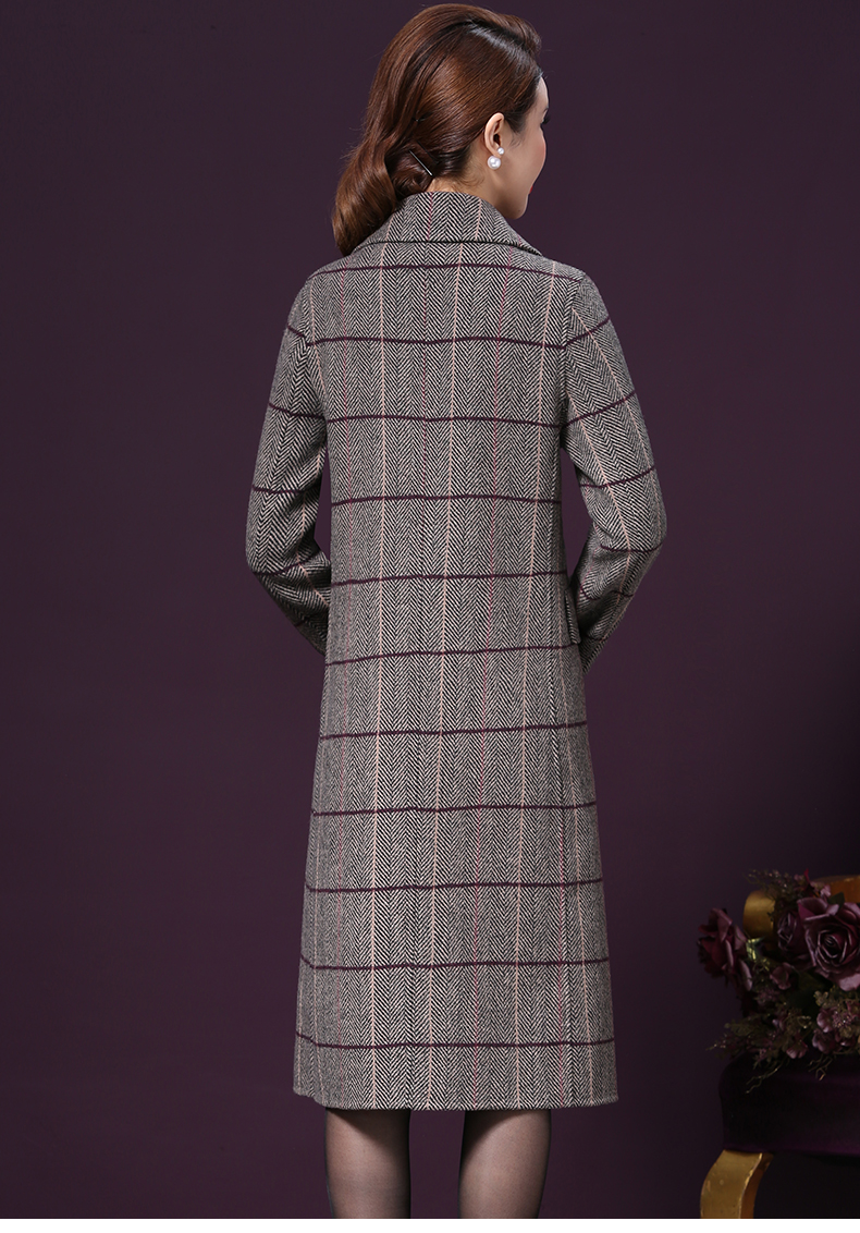 Wang Xiaoya 2018 mùa thu và mùa đông áo len cashmere hai mặt nữ dài phần lỏng lẻo áo len mẹ trung niên áo phao nữ dáng ngắn hàn quốc