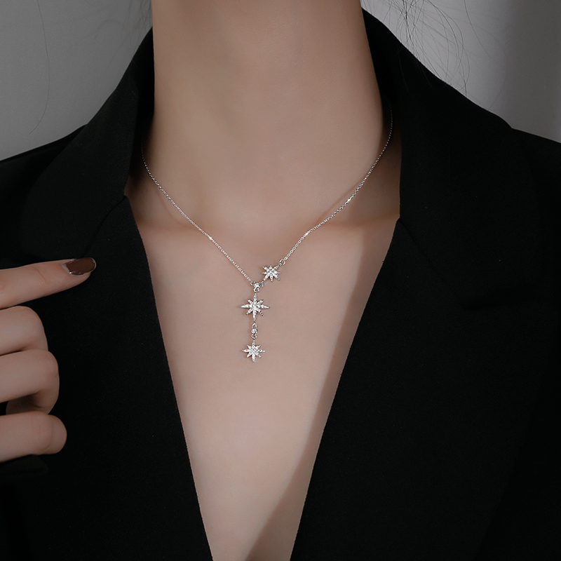 Miss Z star necklace female summer necklace female high-end design niche necklace 2022 new female collarbone chain