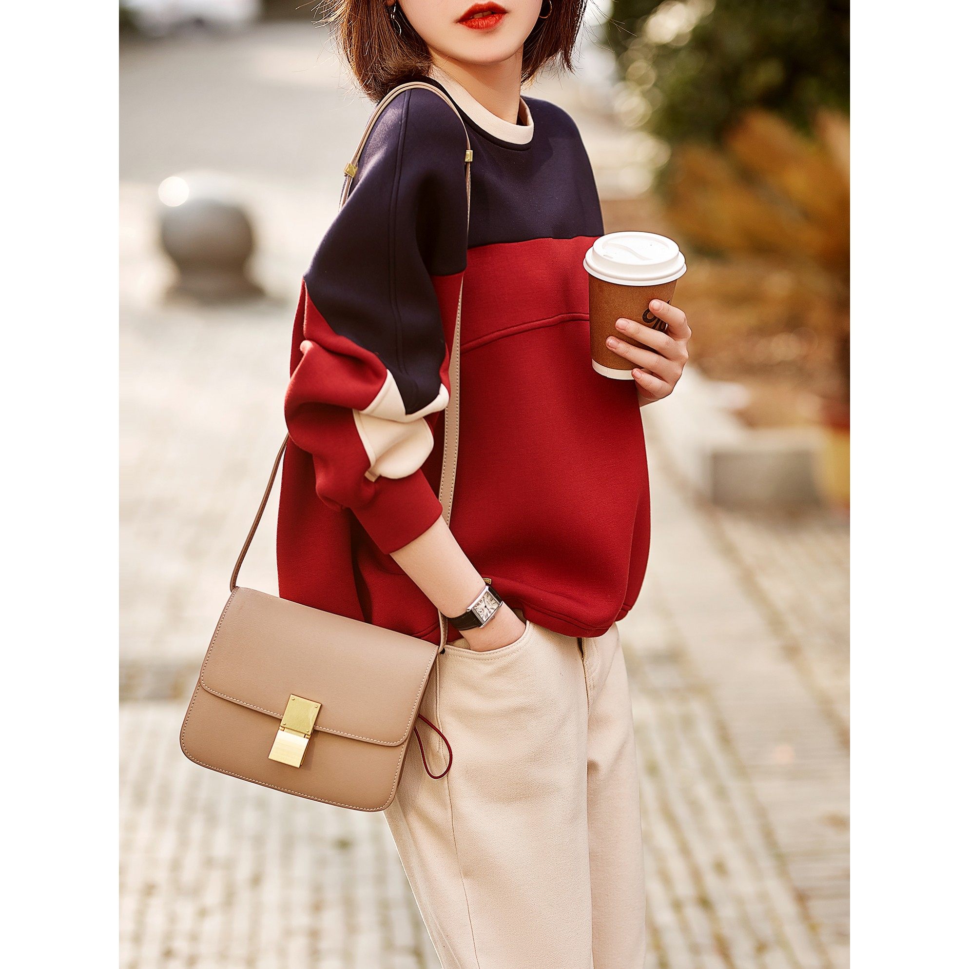 Unexpected surprise, tone design sense, color matching round neck loose fashion thick T-shirt for women autumn ELWY56435