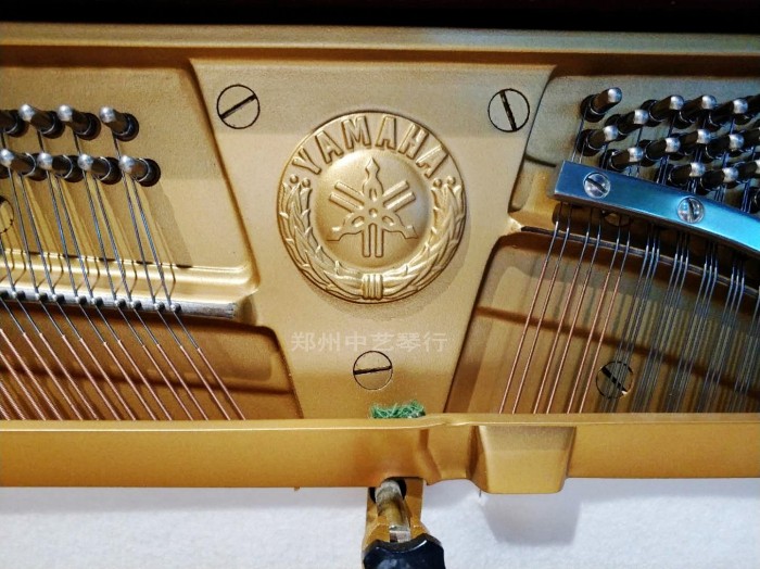 Nhật Bản nhập khẩu đàn piano cũ Yamaha YAMAHA W106B chuyên chơi đàn piano yamaha clp 745