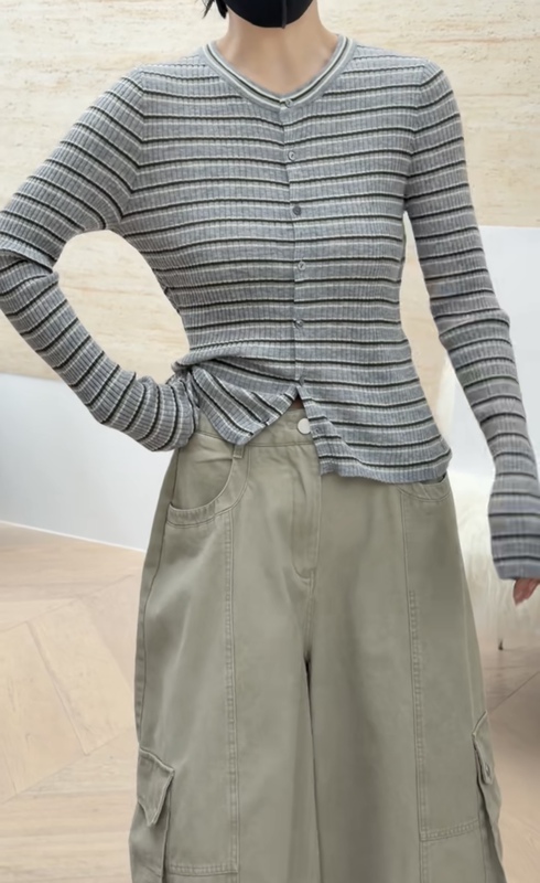 Shigelan T8545 Women's 2026 Autumn New Fashion Versatile Round Neck Long Sleeve Striped Knit Sweater Shigelan T8545 Women's 2026 Autumn New Fashion Versatile Round Neck Long Sleeve Striped Knit Sweater