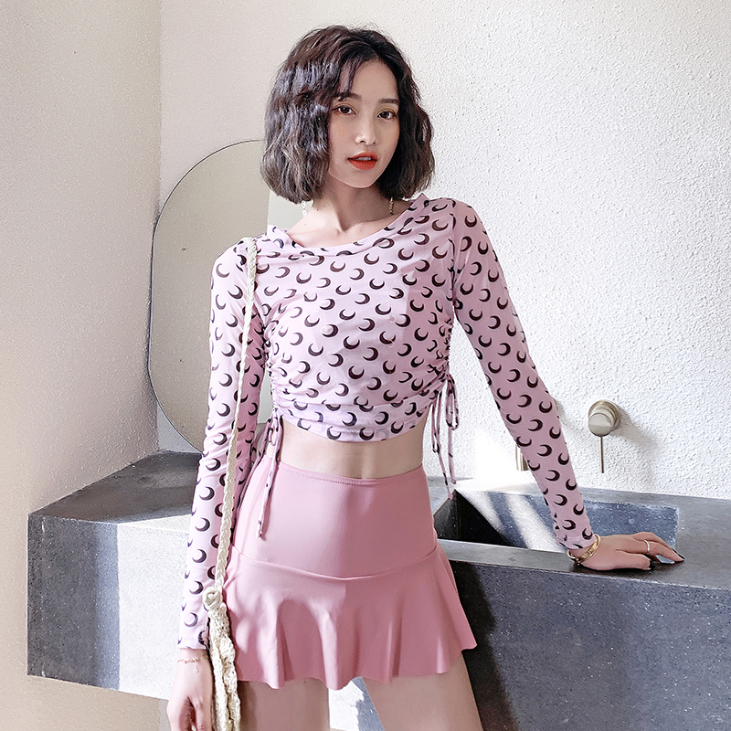 Long sleeve swimsuit woman 2021 new two-piece South Korea Ins wind display slim conservative sunscreen hooded spa swimsuit