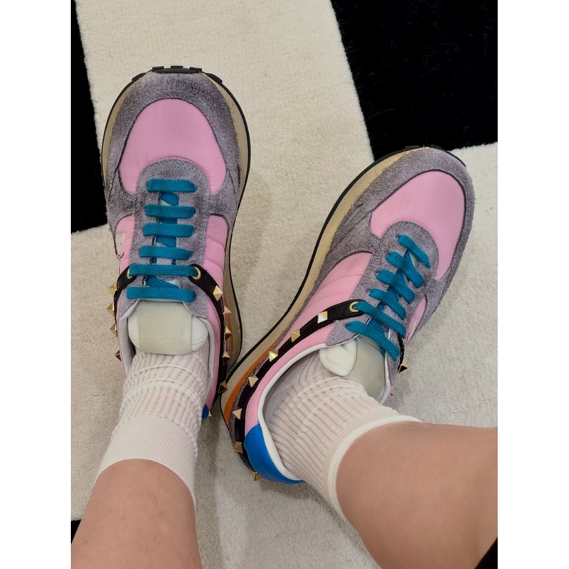 Mg Kaelyn/Zhao Lusi Same Style Studded Sneakers for Women 2026 Autumn Flat Butterfly Embroidery Sports Casual Shoes Mg Kaelyn/Zhao Lusi Same Style Studded Sneakers for Women 2026 Autumn Flat Butterfly Embroidery Sports Casual Shoes