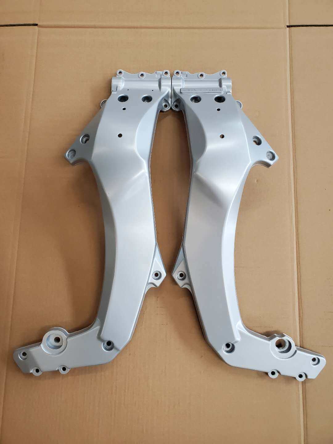 Apulia GPR125150 frame left car frame right plate aluminium alloy frame sub-free number