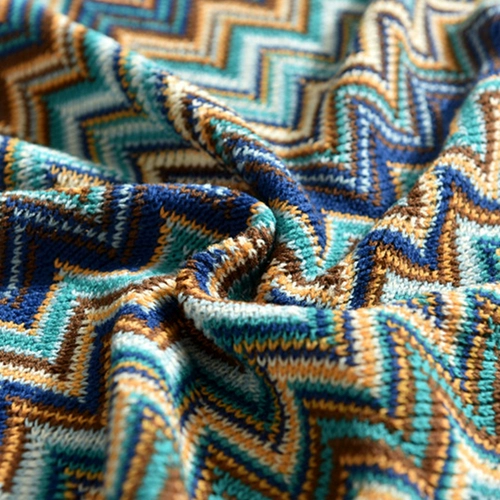 Трикотажное одеяло, диван, стиль бохо