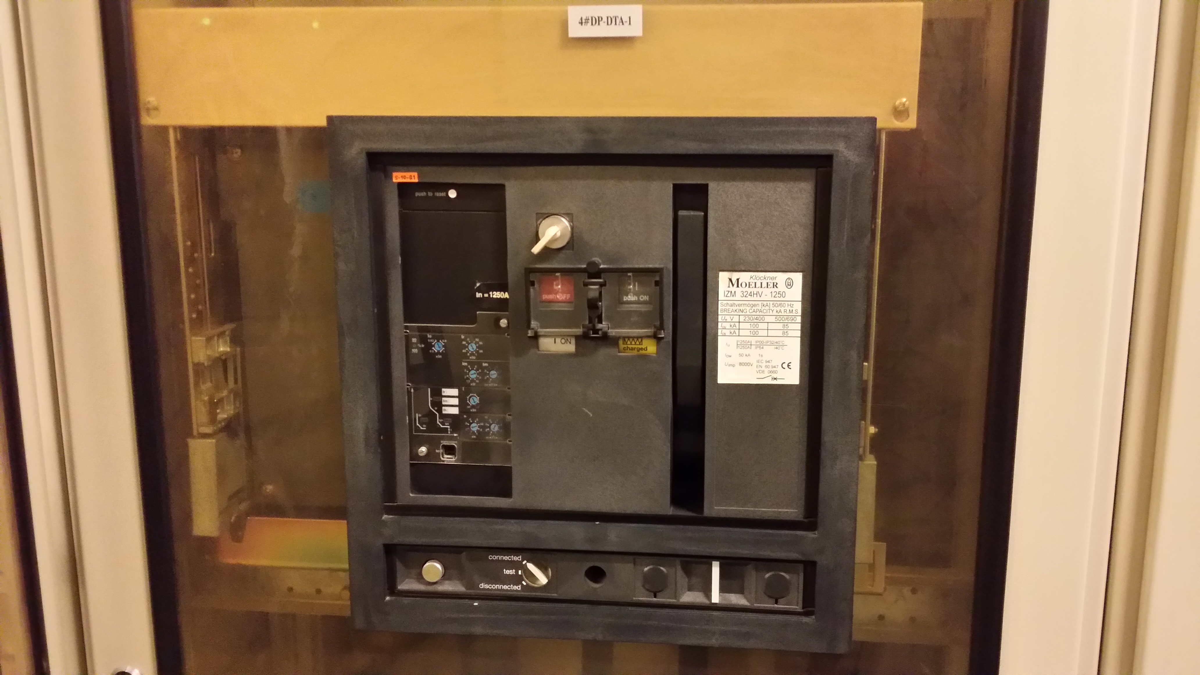 Masterpact M12N1 3P STR58U Circuit Breaker produced by Merlin Gerin