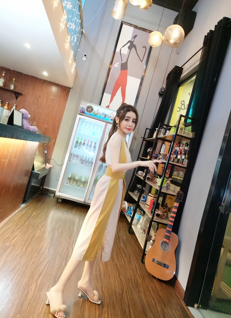 VK旗艦店 韓系收腰顯瘦時尚拚色無袖洋裝