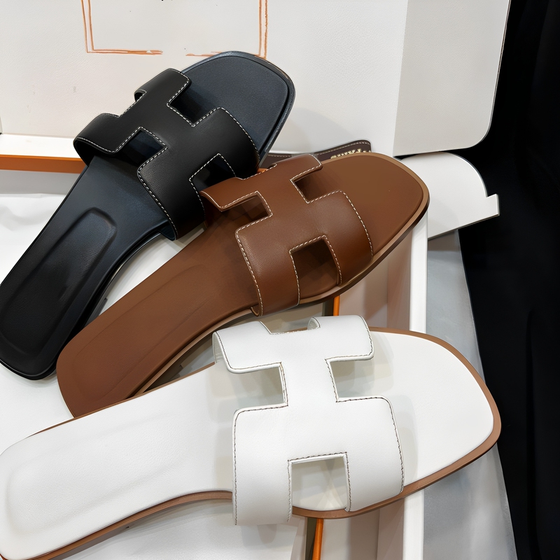 26 Summer New Style Internet Celebrity Chanel-Inspired Genuine Leather Outdoor H-Shaped Flat Slippers Women's Fashion Versatile Flat Heel Sandals 26 Summer New Style Internet Celebrity Chanel-Inspired Genuine Leather Outdoor H-Shaped Flat Slippers Women's Fashion Versatile Flat Heel Sandals