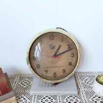 Old Shanghai second-hand goods before the Cultural Revolution round old electric clock old wall clock retro nostalgic old objects old clock display ornaments