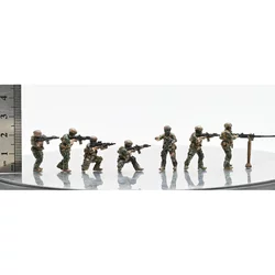 Sanrong 1/72 American Modern Special Forces 7-Person Team Soldier Figure Scene Set Compatible with Model