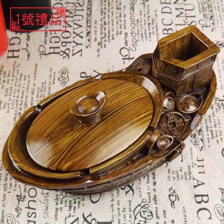 Gift men's personality fashion creative ashtray with lid large wood grain crafts living room table ornaments