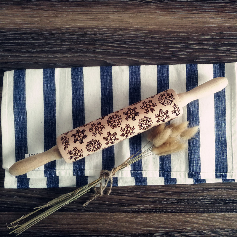 Early Wood Original Pint Snowflake Laser Printed Roller Rolling roller Embossed Textured Stick Cookie Cappuccino Rolls of Sugar Pink