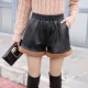 Mùa thu đông 2018 Quần da PU nữ quần lửng mới phiên bản Hàn Quốc một từ hoang dã mỏng manh bên ngoài mặc quần ống rộng quần bốt quần short ren nữ đẹp