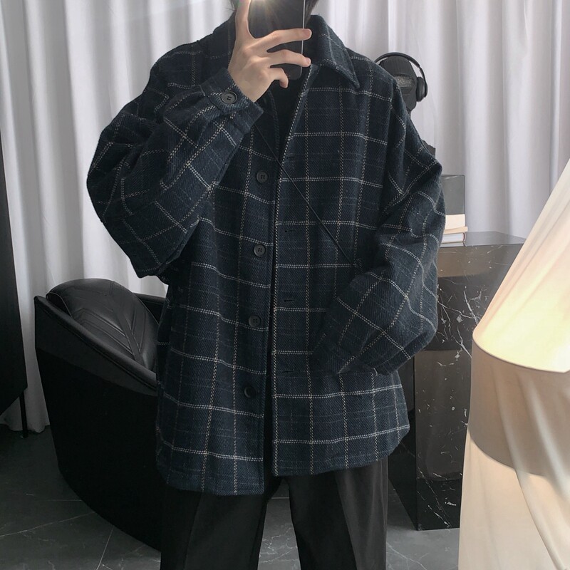 20 new youth super fire jacket men's autumn and winter thickened plaid Korean version loose trend student Hong Kong wind wool jacket
