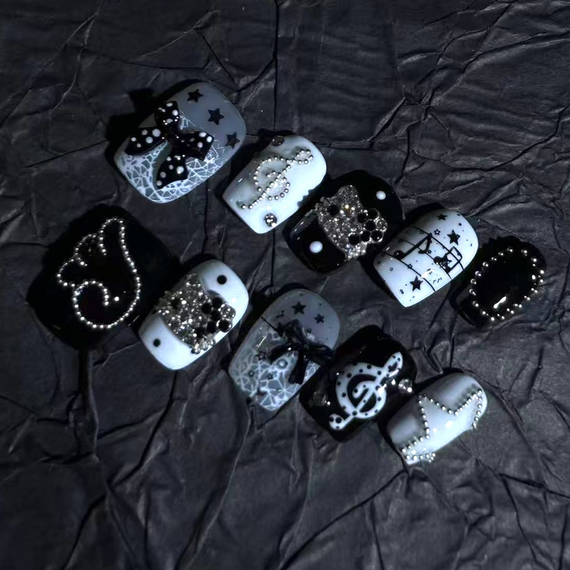 Real Shot of Vintage Hot Girl Y2K Black and White Musical Note Wings Bow Short Handmade Press-On Nails Ym Real Shot of Vintage Hot Girl Y2K Black and White Musical Note Wings Bow Short Handmade Press-On Nails Ym