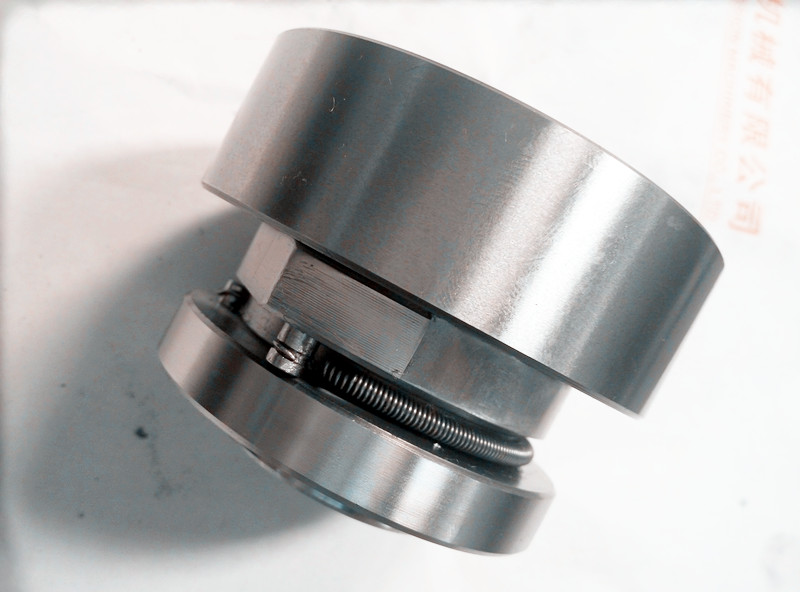 Two-way transcendent clutch GCS2576 GCS3086 GCS3596 GCS40110