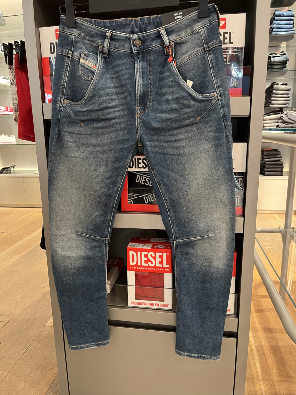 Diesel Women's Jeans, 3D Cut Scimitar Pants, Jj Patented Fabric