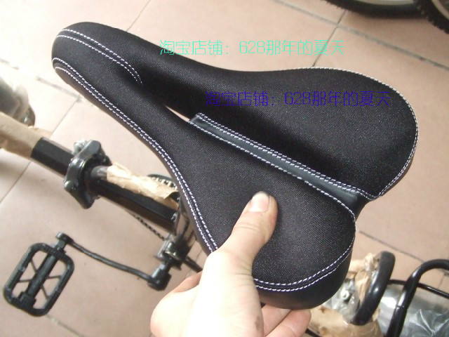 Bicycle saddle Bicycle seat Universal bike seat Mountain bike seat cushion Hollow bike saddle