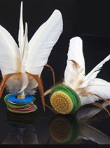 Childrens chicken feather key is resistant to kicking shuttlecock adult shuttlecock sports tendon feather large white flower shuttlecock competition special