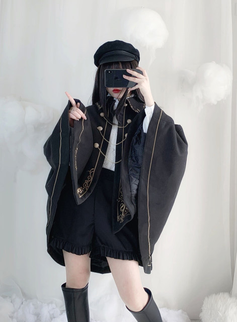 Japanese dark retro earl hard girl cool lapel dark night handsome embroidered swallowtail woolen cloak thickened jacket