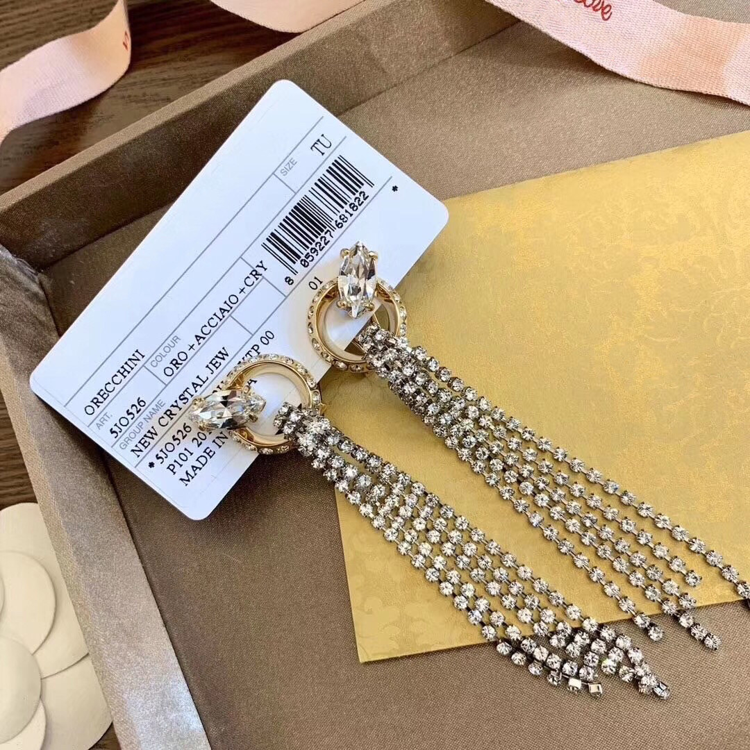 Miao tassel horse eye drill ear clip temperament full of diamond circles shiny earrings without ear holes female European and American exaggerated earrings