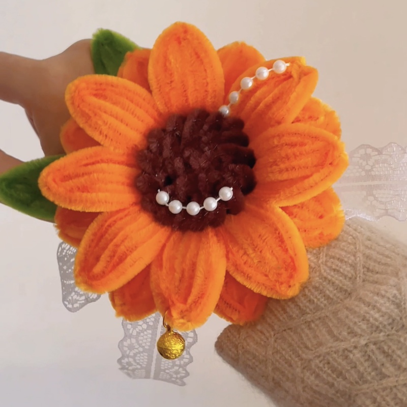 Finished Handmade Sunflower Wrist Flower, Graduation Season Gift, Artificial Flower That Won First Prize in the High School and College Entrance Exams, Gift for Friends Finished Handmade Sunflower Wrist Flower, Graduation Season Gift, Artificial Flower That Won First Prize in the High School and College Entrance Exams, Gift for Friends