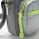 LeSportsac Однотонная небольшая сумка на одно плечо, сумка через плечо