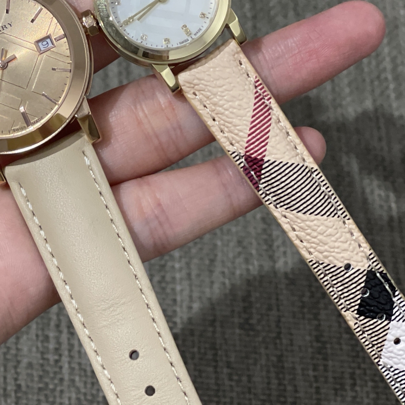 D887【6.14 Circle of Influence】Weekend Deals~ Limited Quantity! Four-Digit Channel, Stainless Steel Gold-Plated Checkered Quartz Watch D887【6.14 Circle of Influence】Weekend Deals~ Limited Quantity! Four-Digit Channel, Stainless Steel Gold-Plated Checkered Quartz Watch