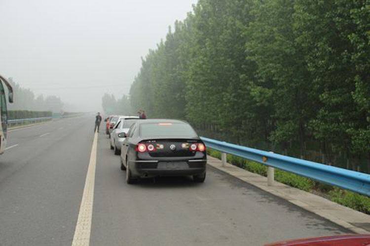 新車上臨時牌照需要注意 尤其是上高速 淘寶海外