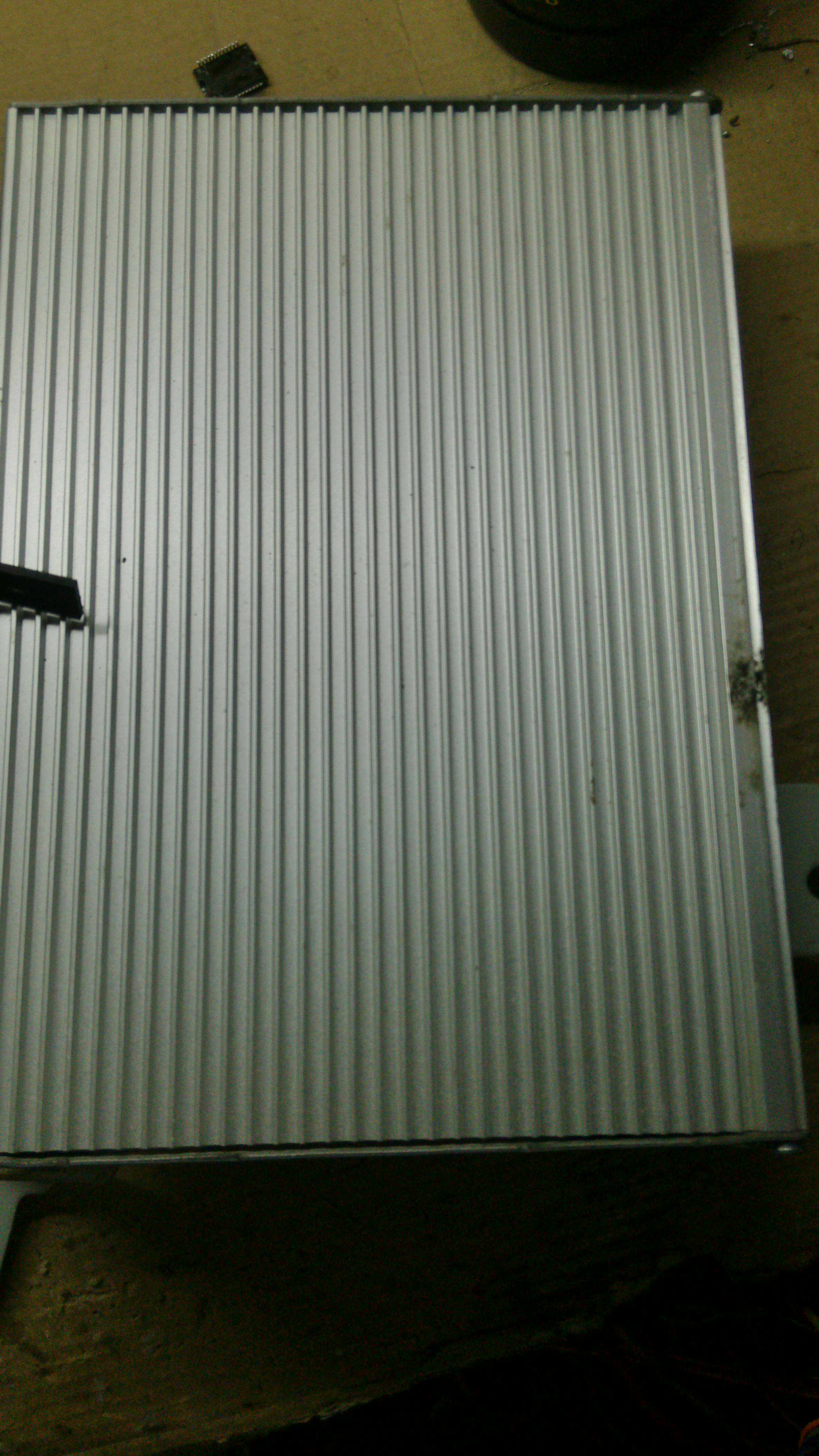 Professional maintenance Chrysler power amplifier Gip Grand Cherokee Grand Cheroy Plateer Plains power amplifier repair