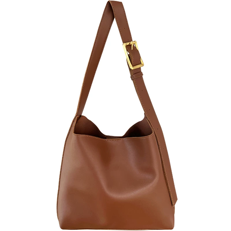 Universal brand capacious shoulder bag, one-shoulder bag