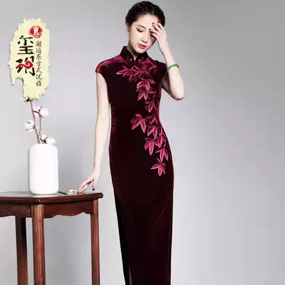Yue high-end gold velvet embroidery handmade long cheongsam retro mother improved banquet dress