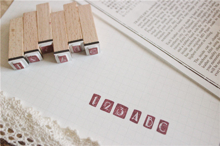(Fertilizer Valley Hand Ledger) Spot Original Wooden Seal Digital Letter 1 cm Beech Wood Side Printed Suit