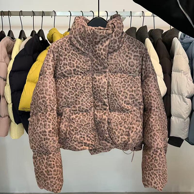 2025 Winter New High-End European Women's Fashion Versatile New National Standard 90 White Duck down Stand Collar Leopard Print down Jacket