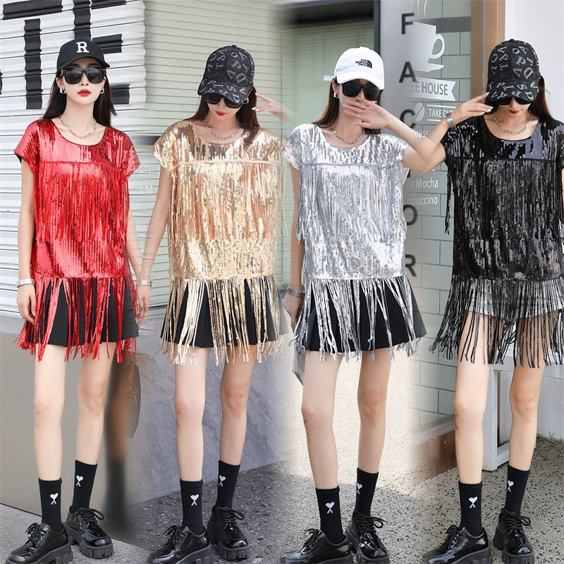 Popular Jazz Dance Costumes, Runway Fringe Sequins, Cool Model Fashion, Tech-Inspired Sequin Performance Outfits, Runway Trendy Wear